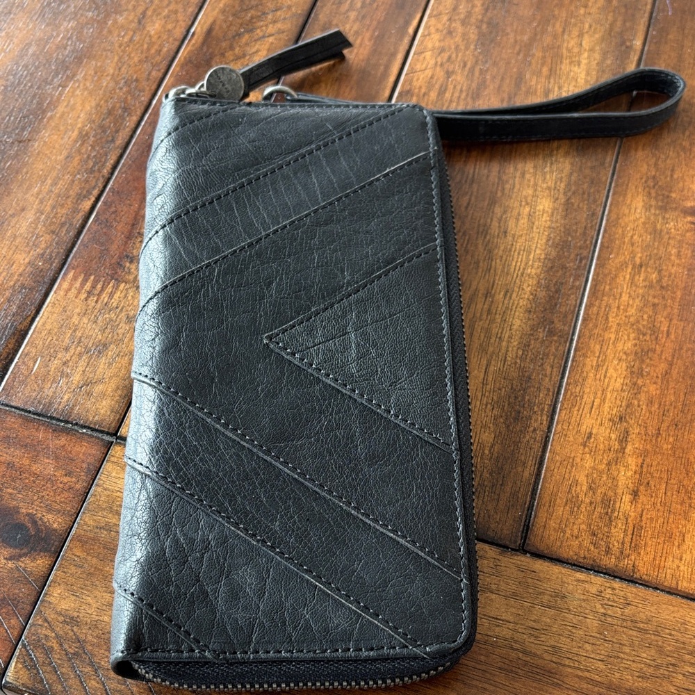 Lucky Brand Black Leather Women's Wallet